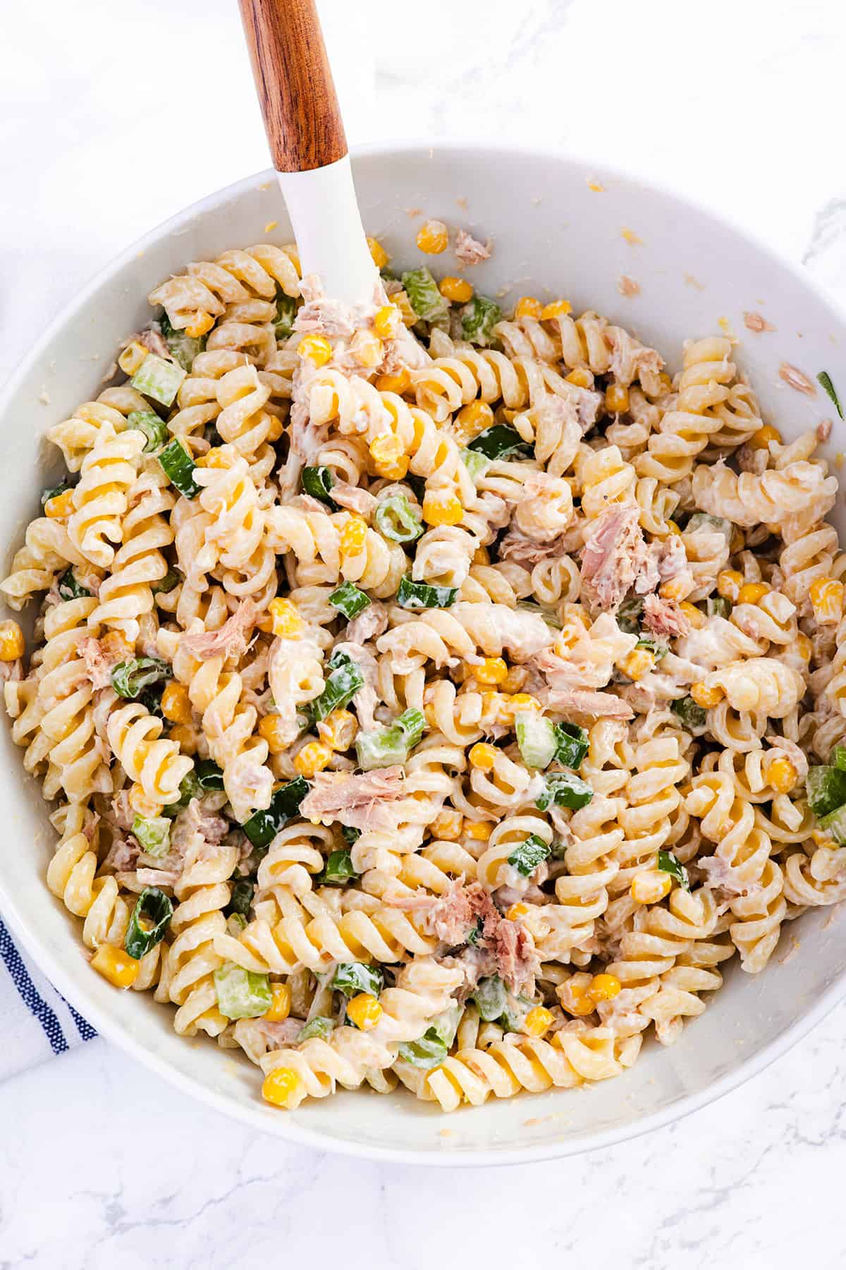 Make-Ahead Tuna & Sweetcorn Pasta Salad: Healthy & Customizable